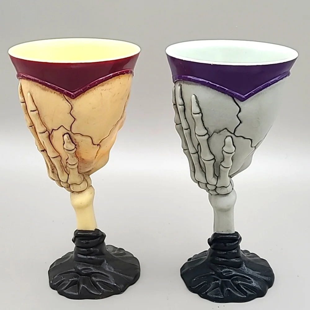 Skull Goblet Hard Plastic Wine Glasses, Set of 2, One is Purple, One is Maroon